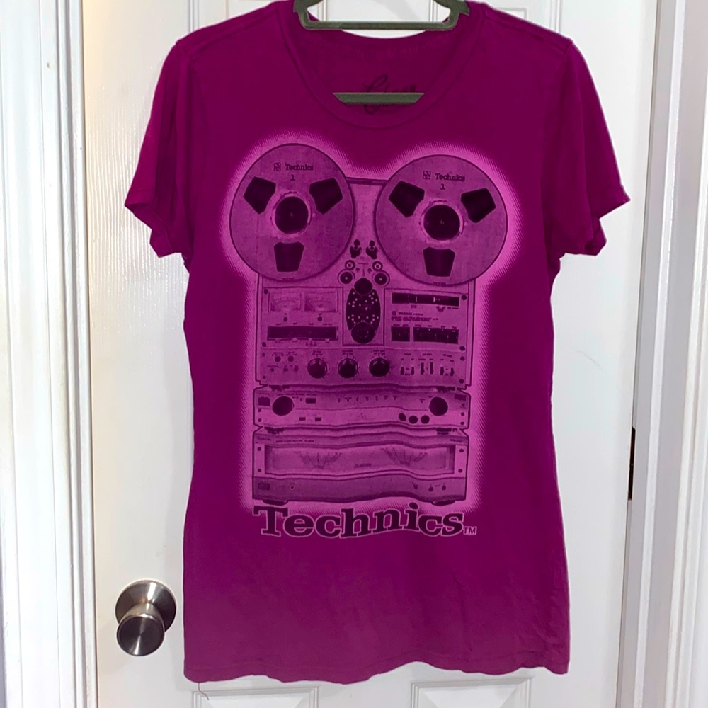 Juniors xl Technics retro shirt